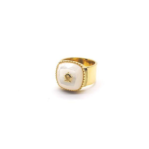 Mother of Pearl Mamuli Signet Ring