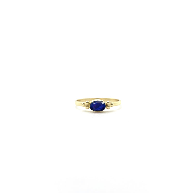 Facet Sapphire Oval Triquetra <p><i>-Limited Edition-</i></p>